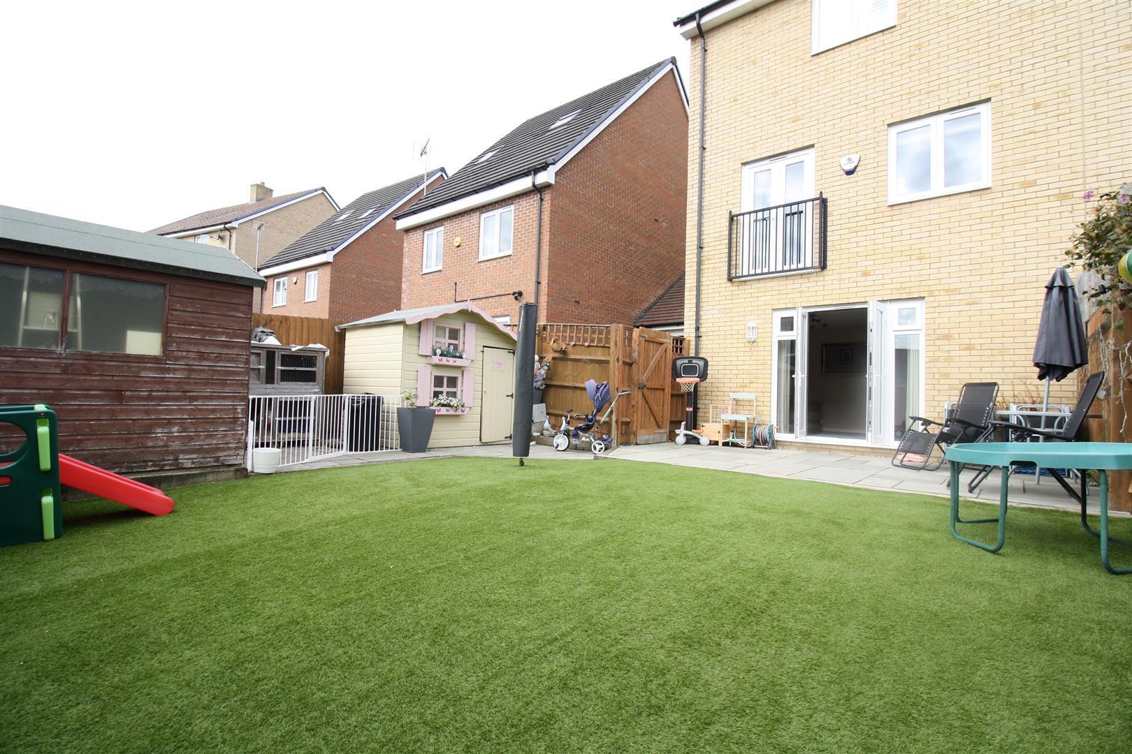 Sumatra Crescent, Newton Leys, Bletchley, Milton Keynes Image 19