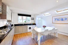 Eland Road, London, SW11 photo 2