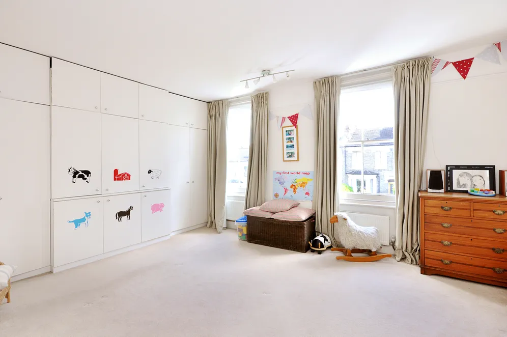 Eland Road, London, SW11 photo 8
