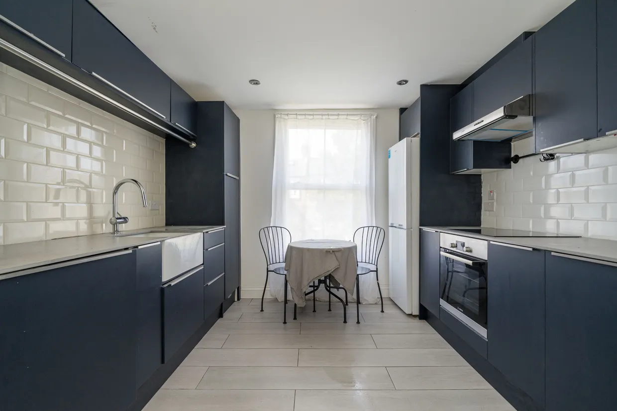 Fernhead Road, London, W9 photo 12
