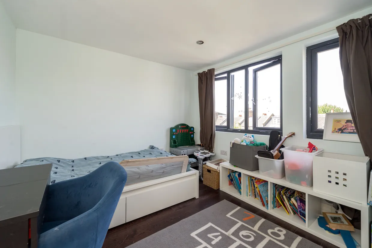 Fernhead Road, London, W9 photo 14