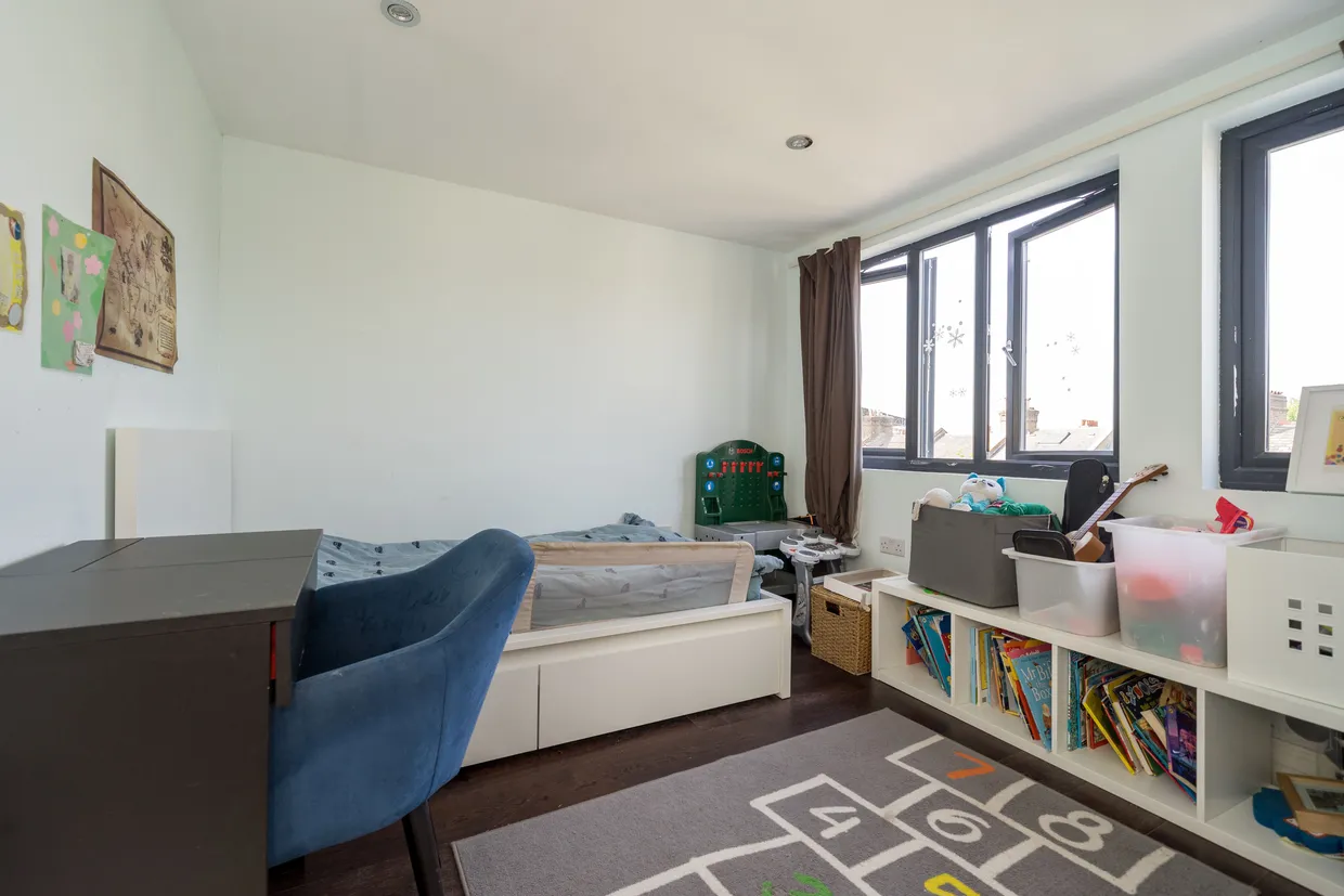Fernhead Road, London, W9 photo 18