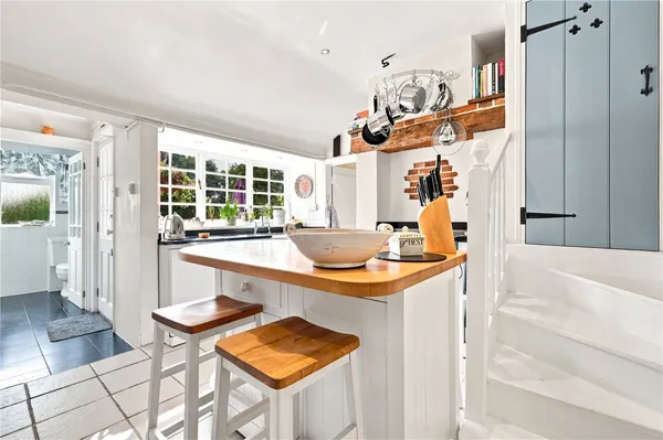 Chipping Hill, Witham, CM8 photo 12