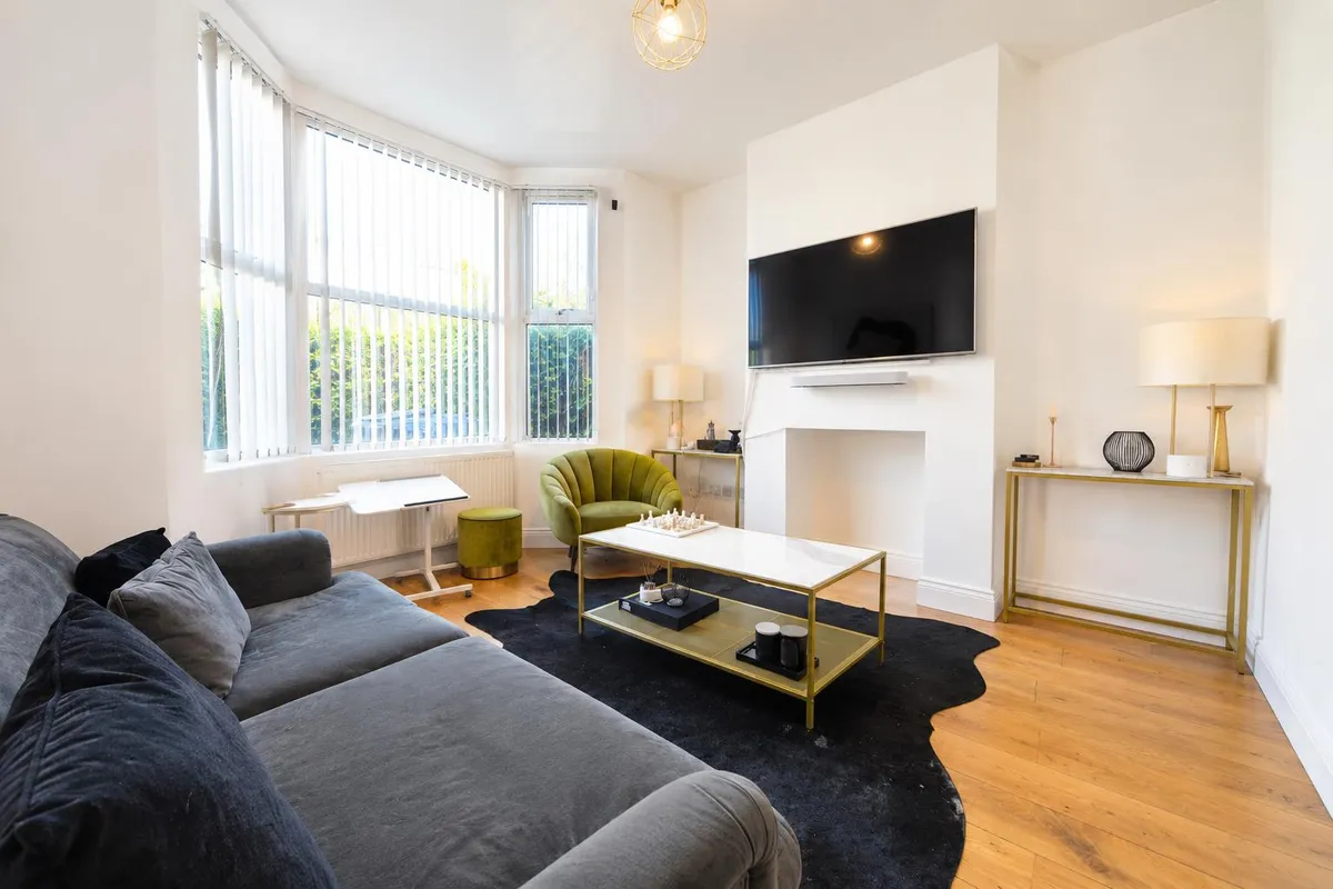 Glebe Road, Finchley, N3