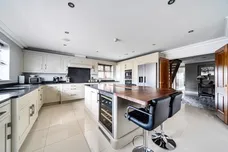 Wray Common Road, Reigate, RH2 photo 2