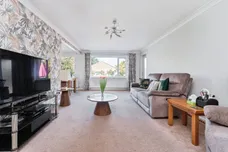 Elwyndene Road, March