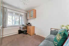 Elwyndene Road, March