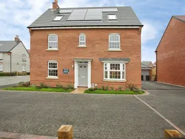 Vermilion Way, Rugby thumb 2