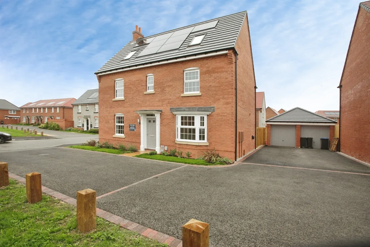 Vermilion Way, Rugby