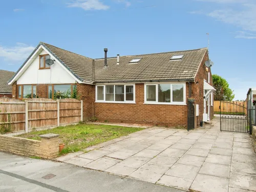 Ascot Road, Kippax, LEEDSphoto