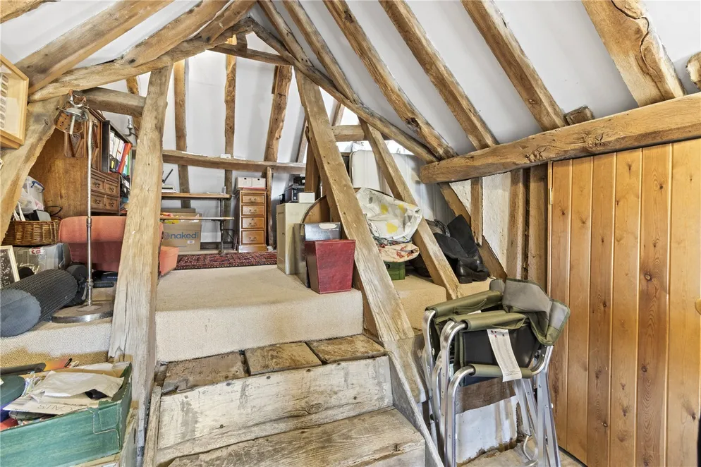 Property carousel item 15