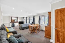 Camomile Avenue, Mitcham