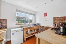 Camomile Avenue, Mitcham