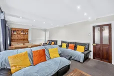 Camomile Avenue, Mitcham
