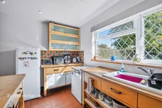 Camomile Avenue, Mitcham