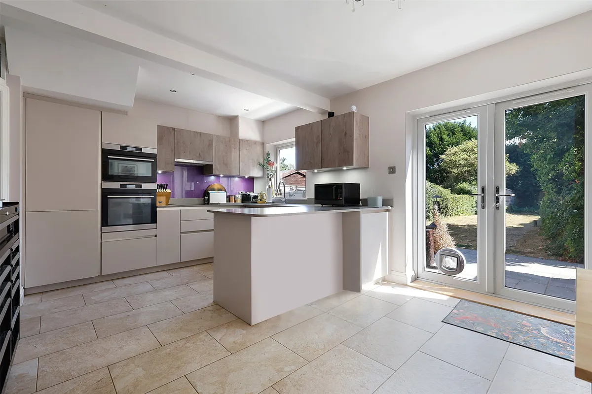 Silverlea Gardens, Horley, RH6