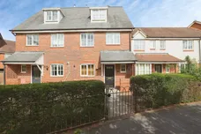 Oaklands Avenue, Amesbury, Salisbury