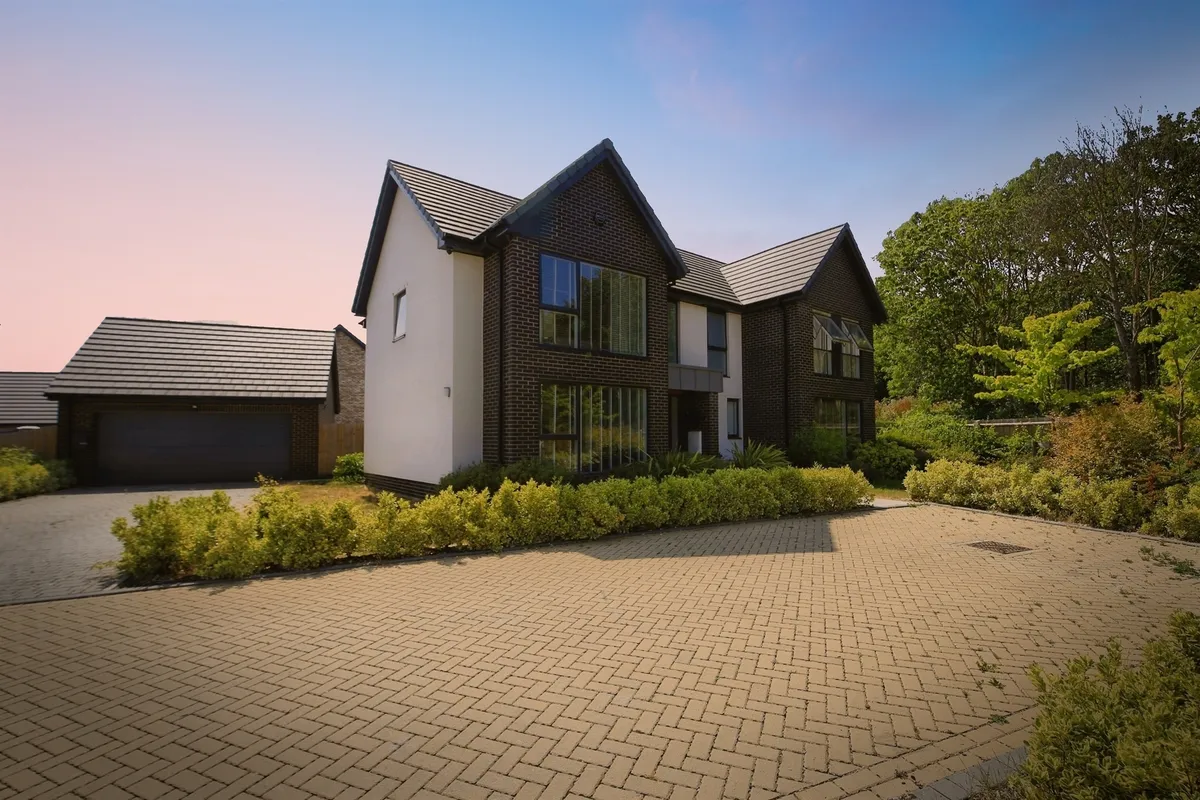 Tarka Grove, Hampton Water, Peterborough