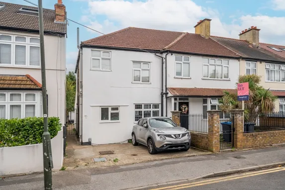 Chestnut Road London SW20