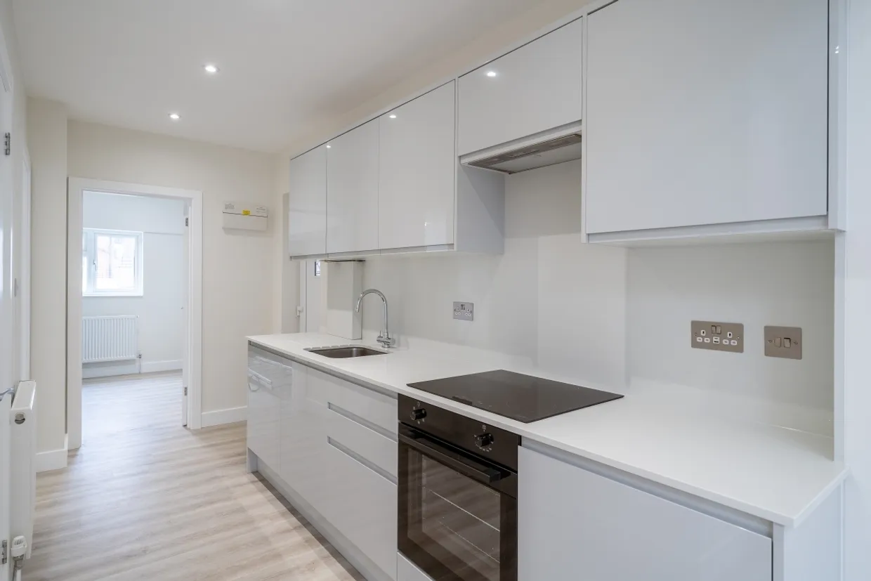 Chestnut Road London SW20 photo 2