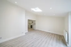 Chestnut Road London SW20 photo 5