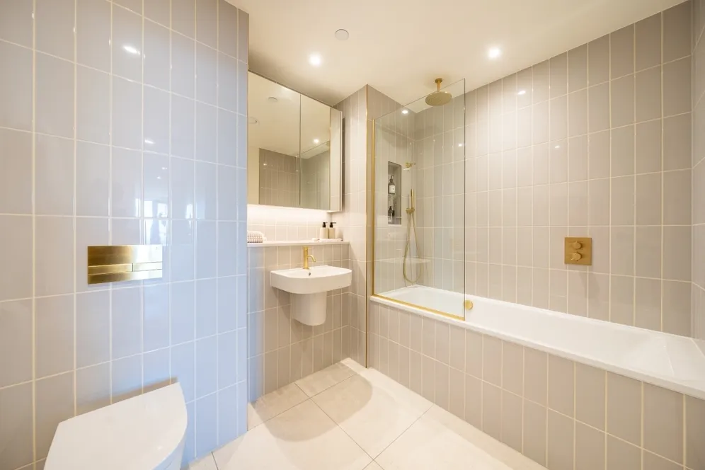 The Eades, 11 Selborne Road London E17 photo 9