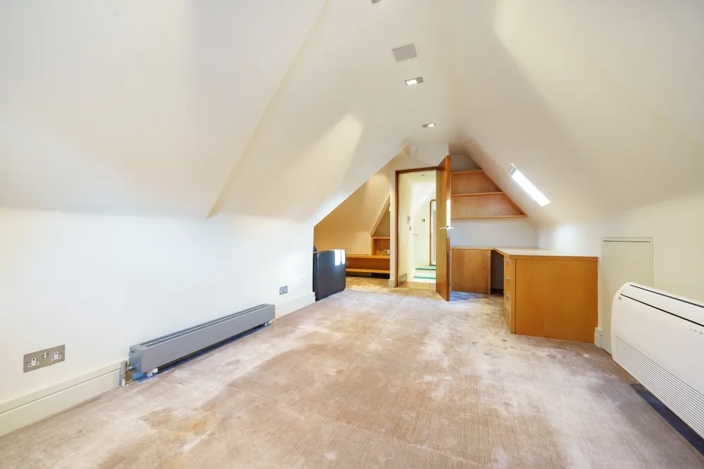 The Bishops Avenue Lodnon N2 photo 20