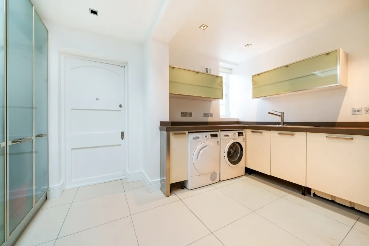 The Bishops Avenue Lodnon N2 photo 23