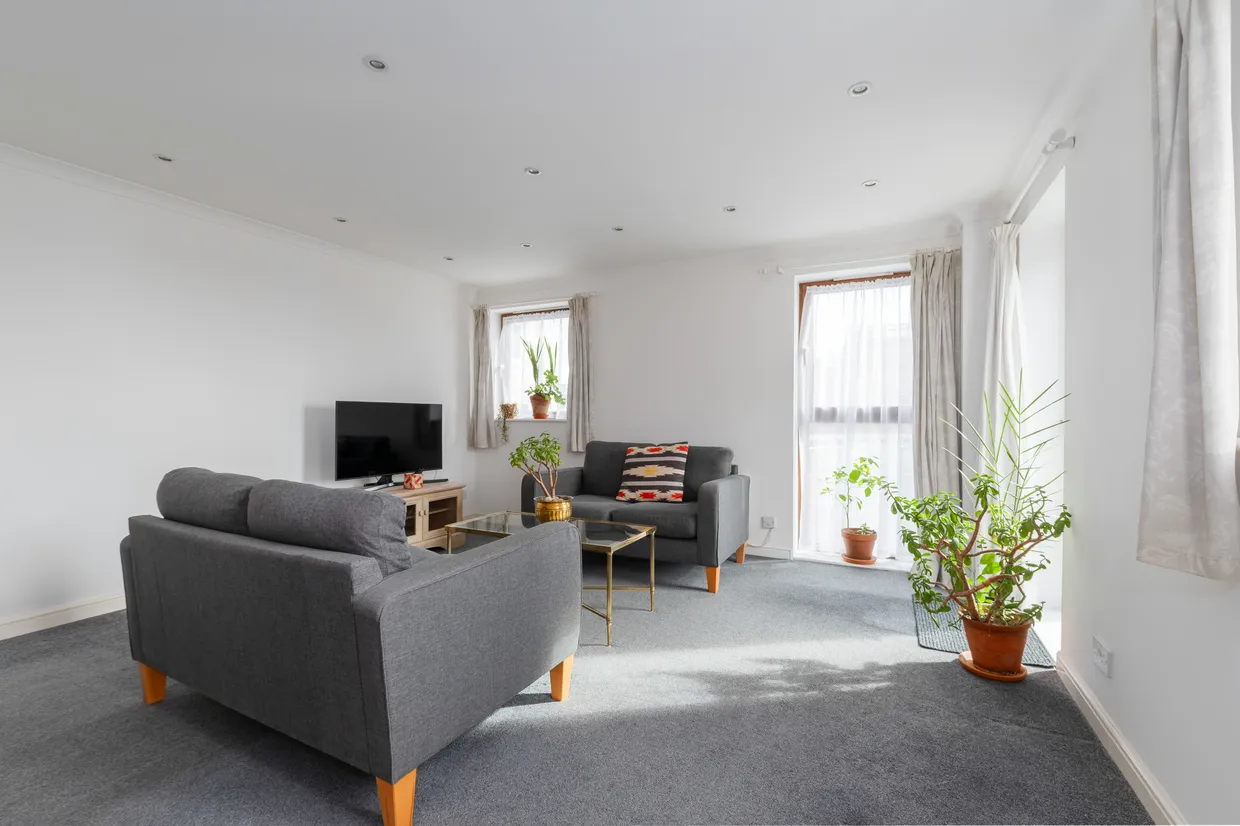 Meridian Place, London, E14 photo 14