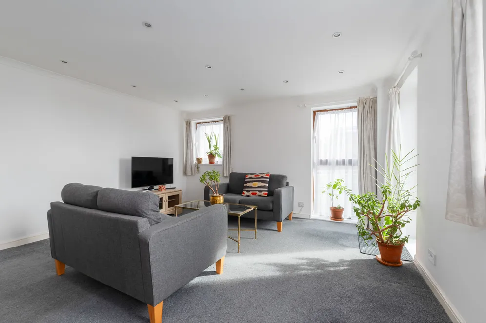 Meridian Place, London, E14 photo 14
