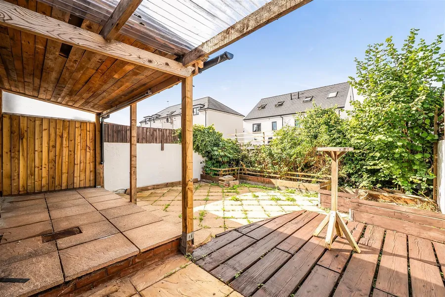 Property Image 9