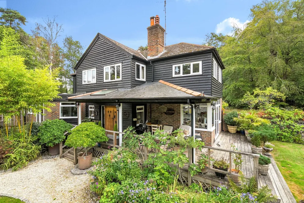 Crosswater Lane, Churt, Farnham, GU10 photo 25