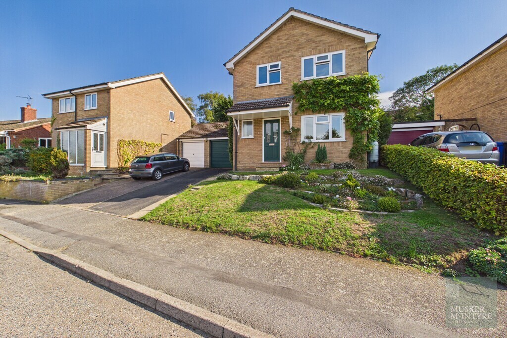 Mountbatten Road, Bungay Image 1