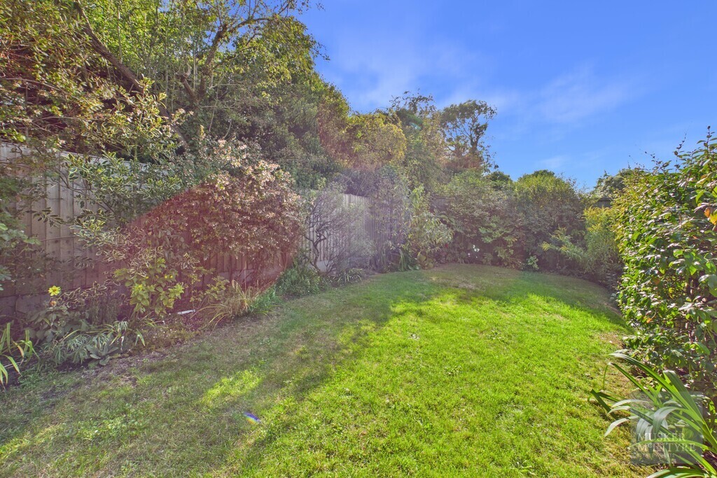 Mountbatten Road, Bungay Image 12