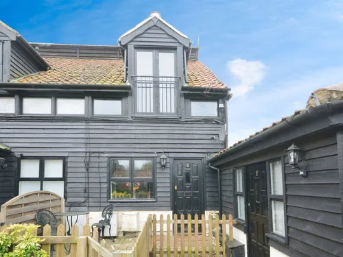 Little Dytchleys Mews, Pilgrims Hatch, Brentwoodphoto