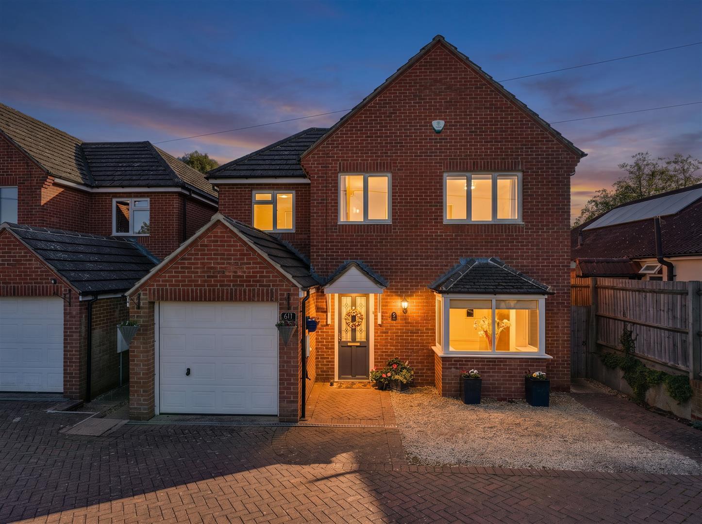 Main Road, Hackleton, Northampton Image 38