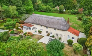 Exmouth Road, Budleigh Salterton, Devon, EX9 photo