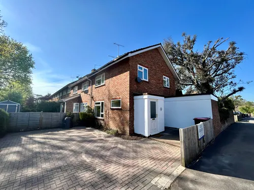 Church Lane, Three Bridges, Crawleyphoto