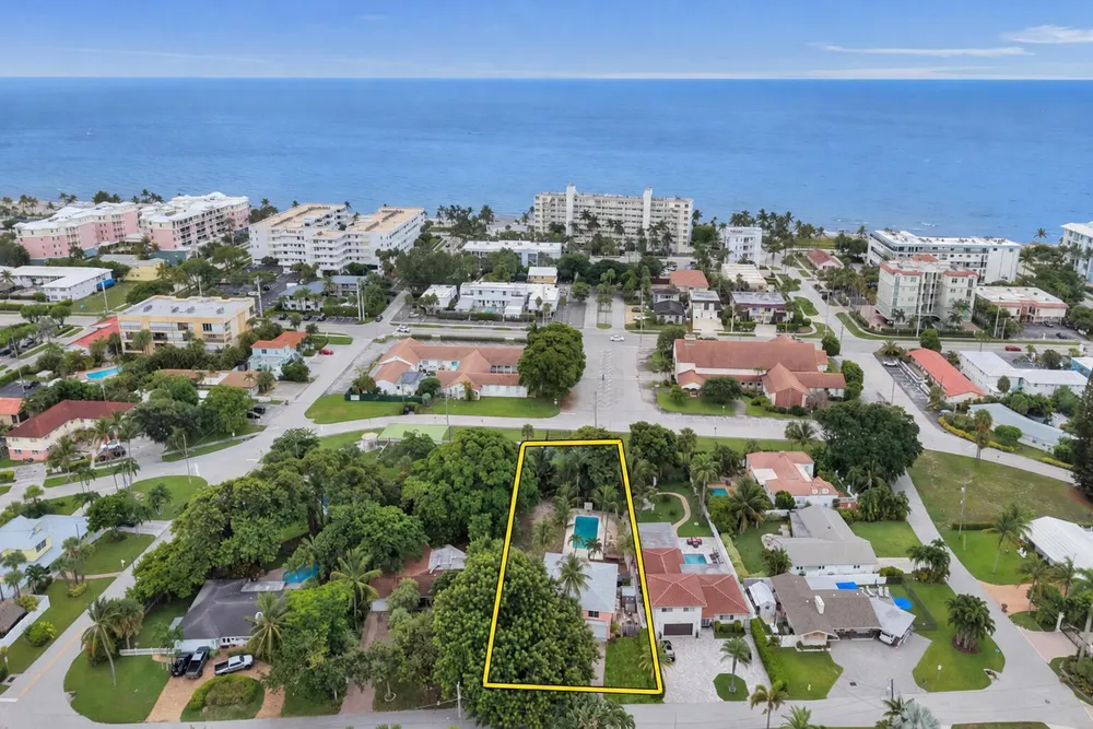 460 SE 18th Ave, Deerfield Beach, FL 33441