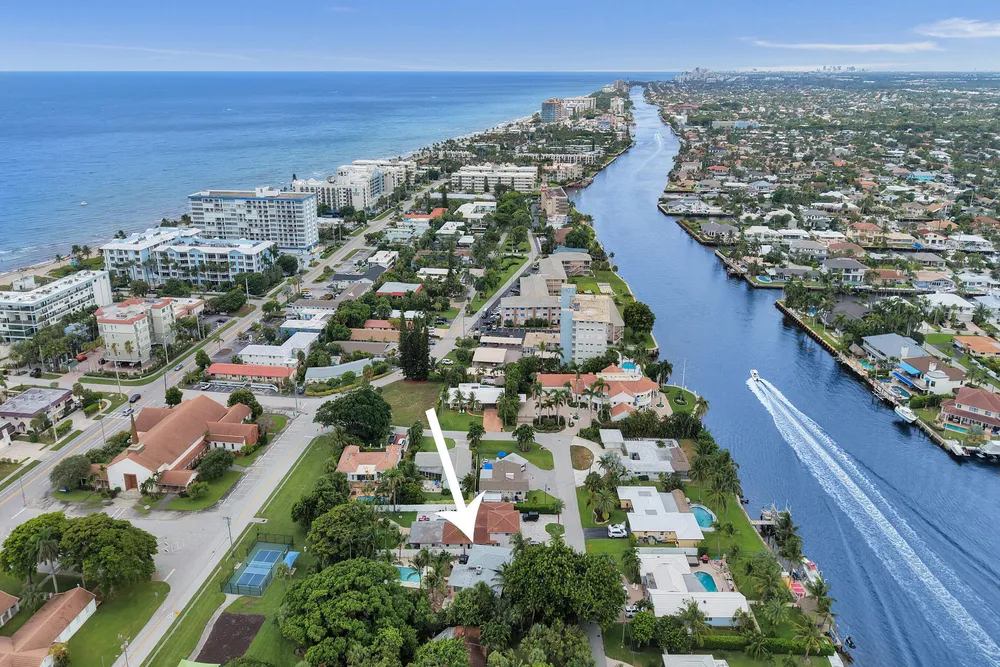 460 SE 18th Ave, Deerfield Beach, FL 33441