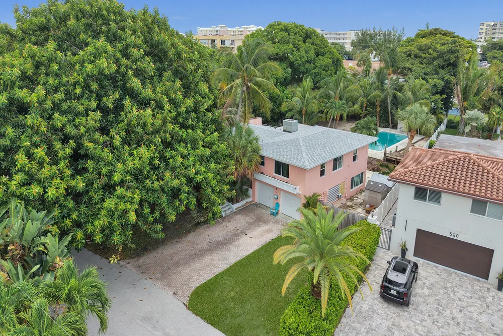 460 SE 18th Ave, Deerfield Beach, FL 33441
