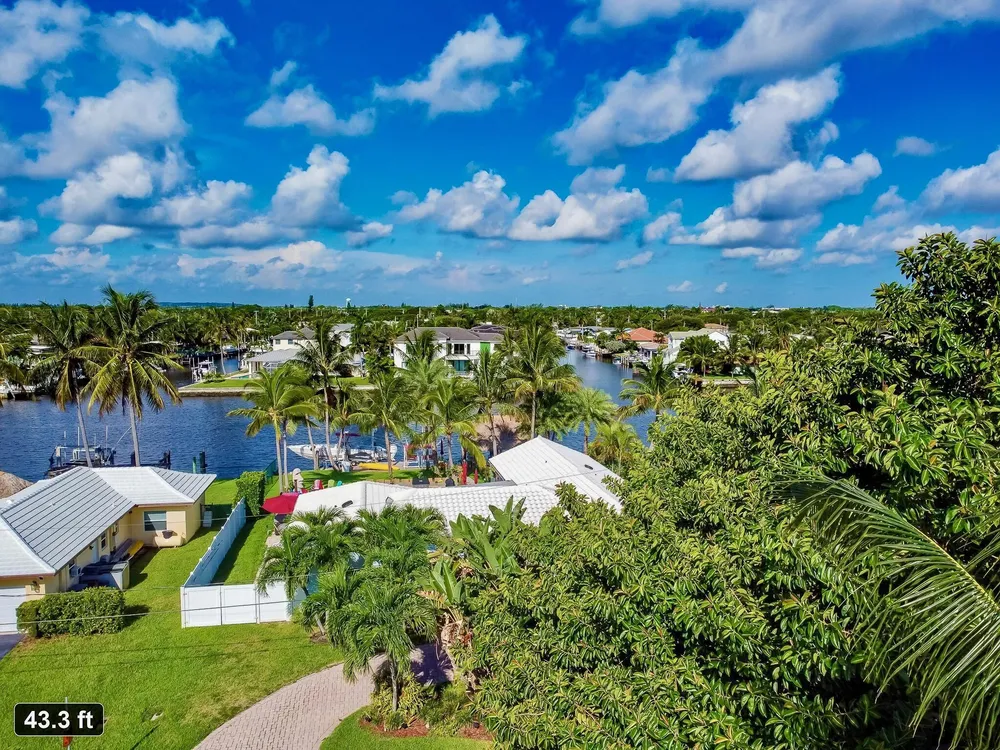 460 SE 18th Ave, Deerfield Beach, FL 33441