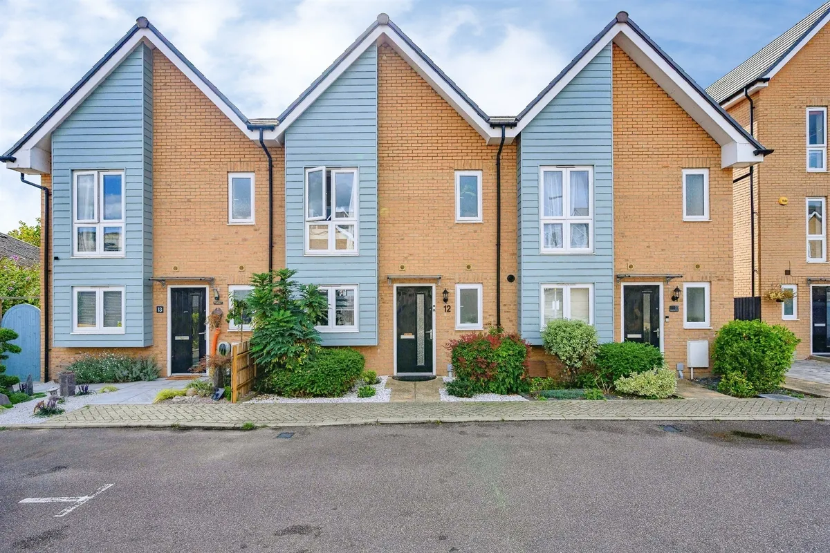 Bridgeview Close, HEMEL HEMPSTEAD