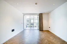 19 Circus Road West, London, SW11 photo 17