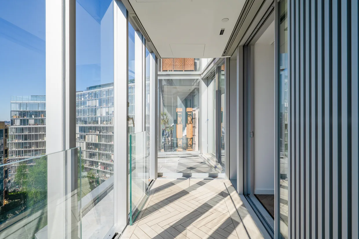 19 Circus Road West, London, SW11 photo 20