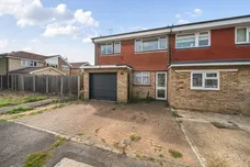 Chantry Lane London Colney AL2 photo 1
