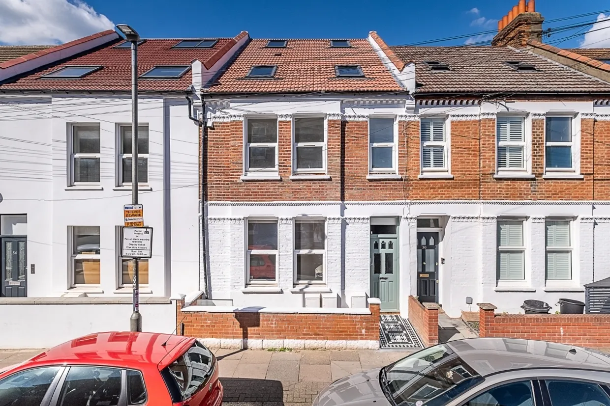 Gambole Road Tooting SW17 photo 1