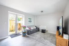 Mill Road, Epsom KT17 photo 6