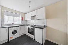 Chantry Lane London Colney AL2 photo 6