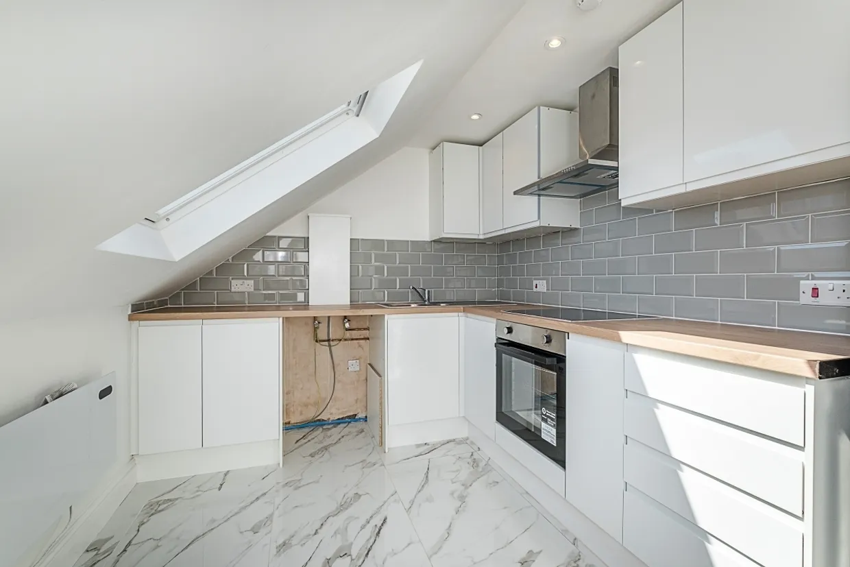 Gambole Road Tooting SW17 photo 5